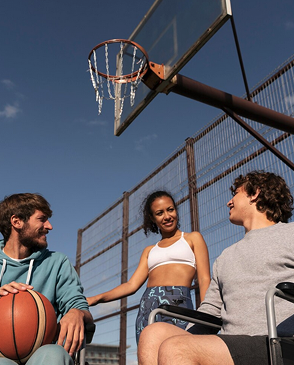 Basketballspien drei personen
